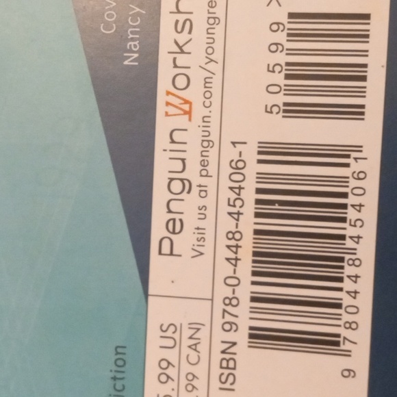 New Who HQ books 2 pack - Picture 8 of 8